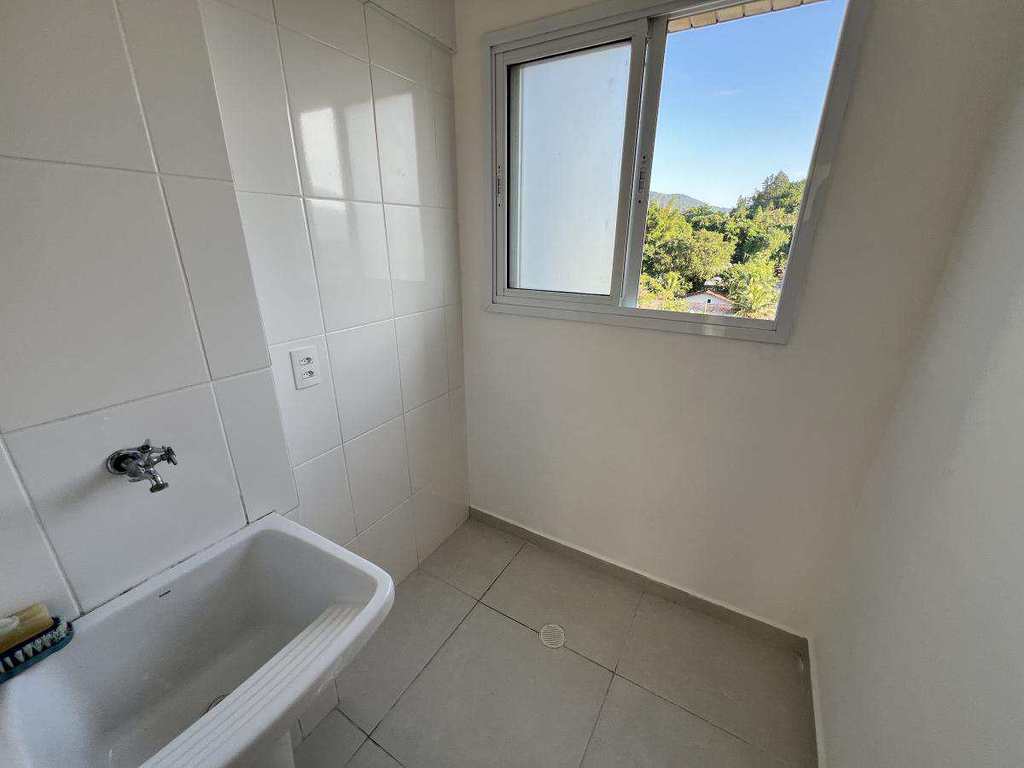 Apartamento em Bertioga, no bairro Centro