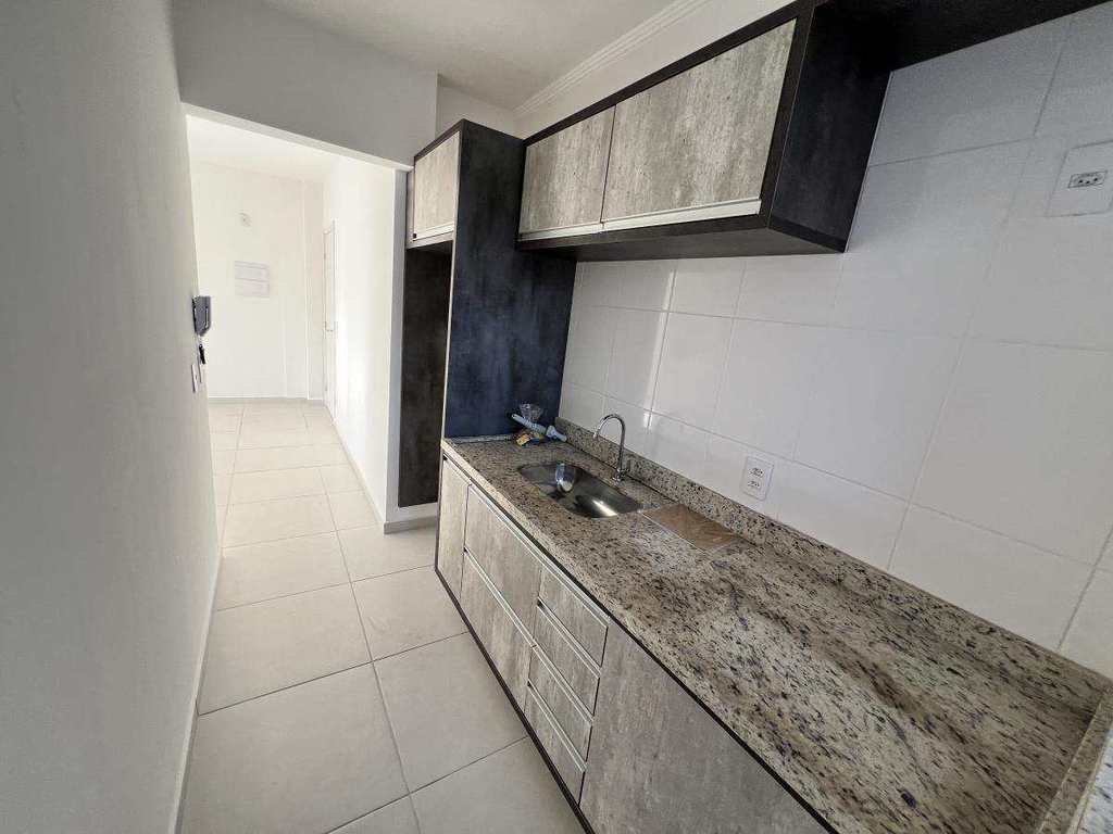Apartamento em Bertioga, no bairro Centro