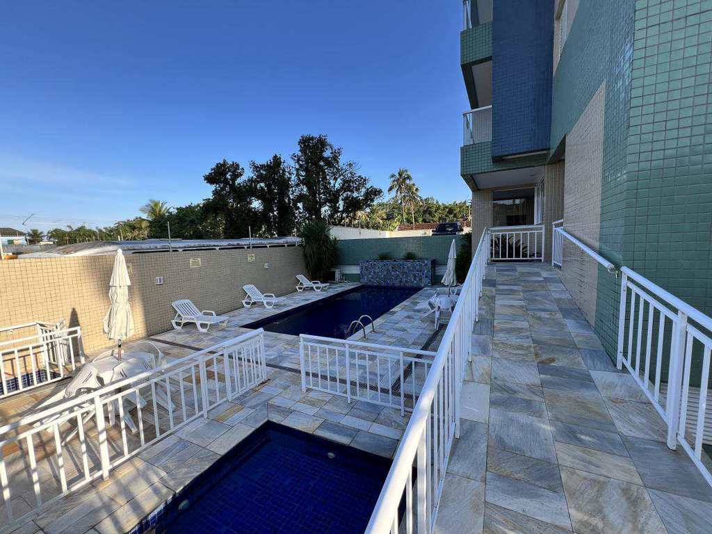 Apartamento em Bertioga, no bairro Centro
