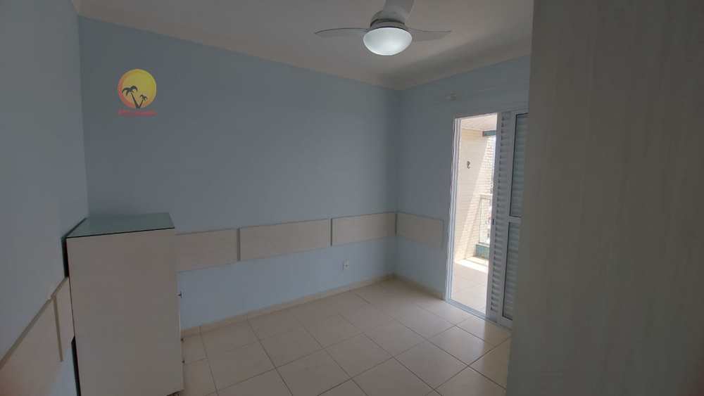 Apartamento em Bertioga, no bairro Centro