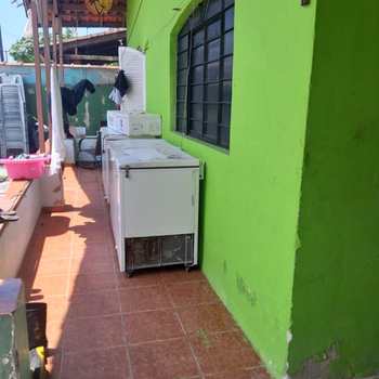 Casa em Bertioga, bairro Centro