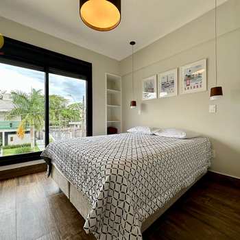 Casa em Bertioga, bairro Riviera