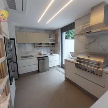 Casa em Bertioga, bairro Riviera
