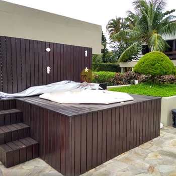 Casa de Vila em Bertioga, bairro Indaiá
