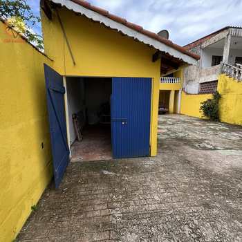 Casa em Bertioga, bairro Centro