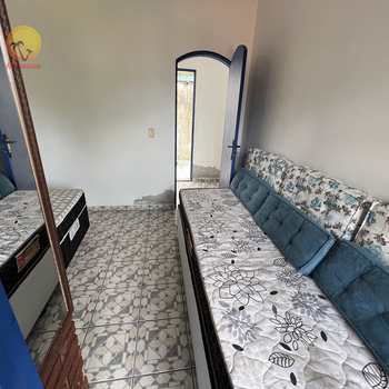Casa em Bertioga, bairro Centro