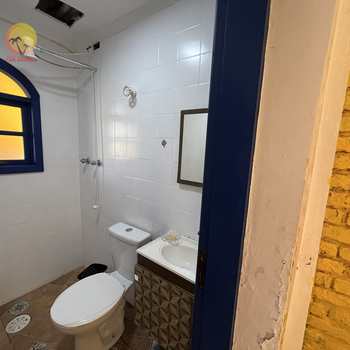 Casa em Bertioga, bairro Centro