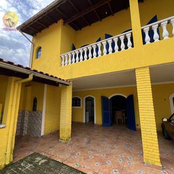 Casa em Bertioga, bairro Centro