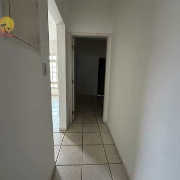 Casa em Bertioga, bairro Centro