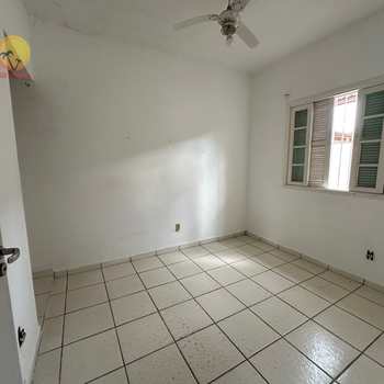 Casa em Bertioga, bairro Centro