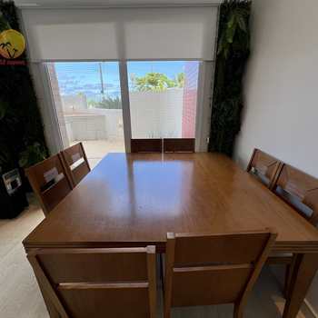 Apartamento em Bertioga, bairro Centro