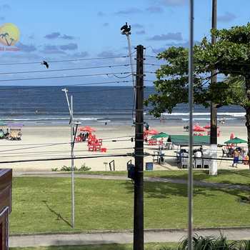 Apartamento em Bertioga, bairro Centro