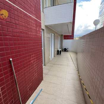 Apartamento em Bertioga, bairro Centro