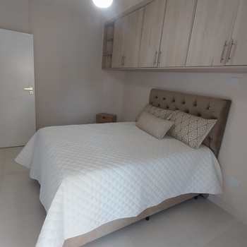 Apartamento em Bertioga, bairro Riviera