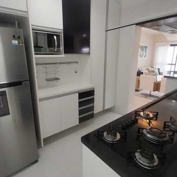 Apartamento em Bertioga, bairro Riviera