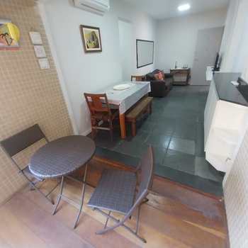 Apartamento em Bertioga, bairro Riviera