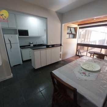Apartamento em Bertioga, bairro Riviera