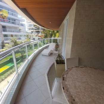 Apartamento em Bertioga, bairro Riviera