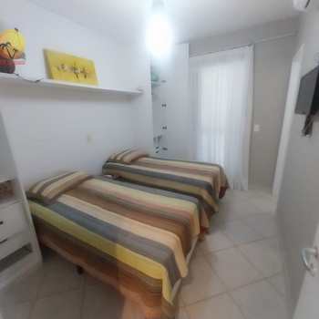 Apartamento em Bertioga, bairro Riviera