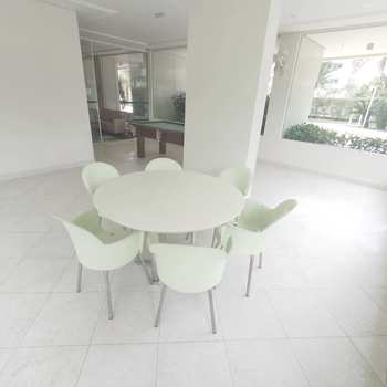 Apartamento em Bertioga, bairro Riviera