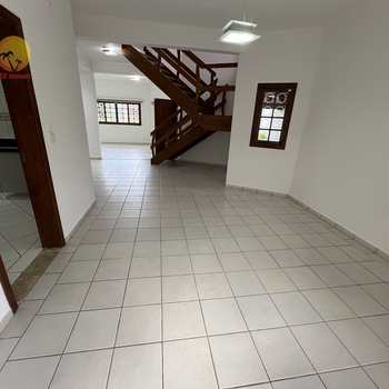 Casa de Condomínio em Bertioga, bairro Maitinga