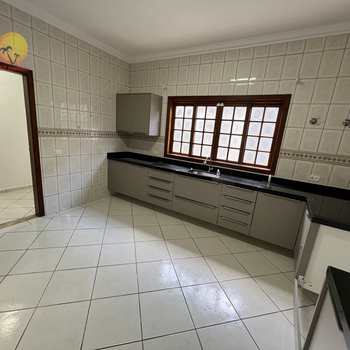 Casa de Condomínio em Bertioga, bairro Maitinga