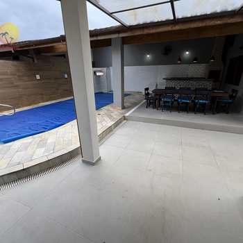 Casa de Condomínio em Bertioga, bairro Maitinga