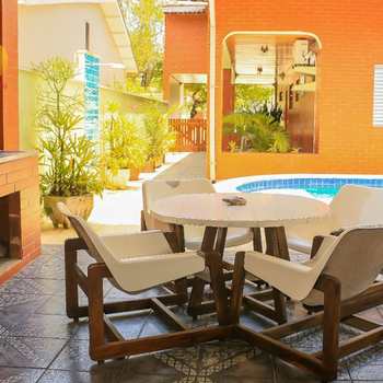 Casa em Bertioga, bairro Riviera