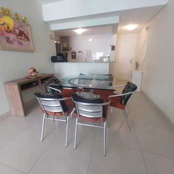 Apartamento em Bertioga, bairro Riviera