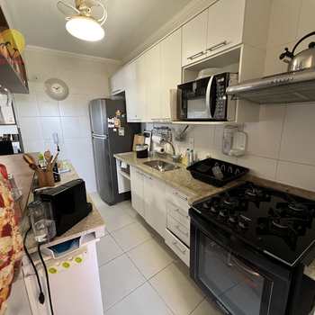 Apartamento em Bertioga, bairro Indaiá