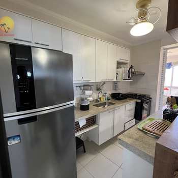 Apartamento em Bertioga, bairro Indaiá