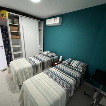 Apartamento em Bertioga, bairro Indaiá