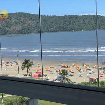 Apartamento em Bertioga, bairro Indaiá