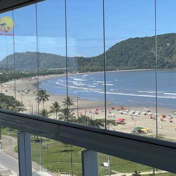 Apartamento em Bertioga, bairro Indaiá