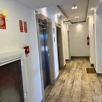 Apartamento em Bertioga, bairro Indaiá