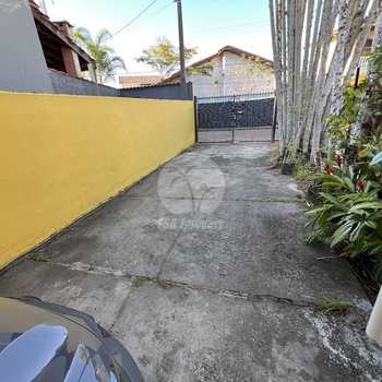 Casa em Bertioga, bairro Centro