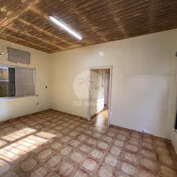 Casa em Bertioga, bairro Centro