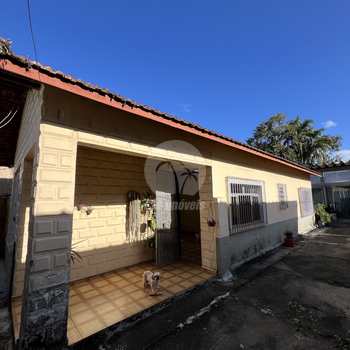 Casa em Bertioga, bairro Centro