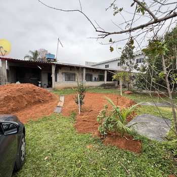 Casa em Bertioga, bairro Vista Linda