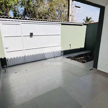 Casa em Bertioga, bairro Indaiá