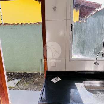 Casa em Bertioga, bairro Indaiá