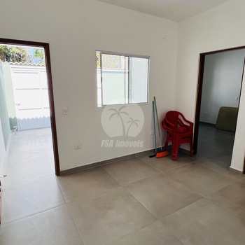 Casa em Bertioga, bairro Indaiá