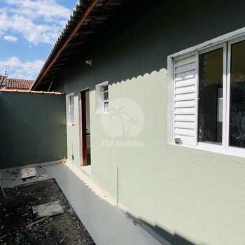 Casa em Bertioga, bairro Indaiá