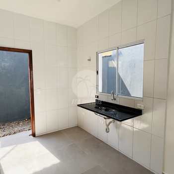 Casa em Bertioga, bairro Indaiá