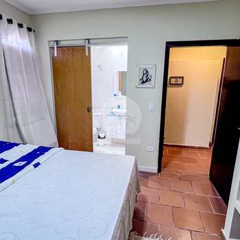 Casa em Bertioga, bairro Centro