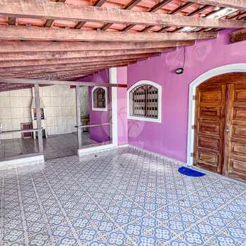 Casa em Bertioga, bairro Centro