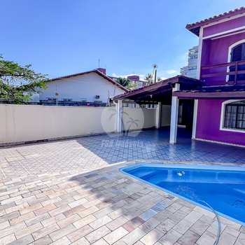 Casa em Bertioga, bairro Centro