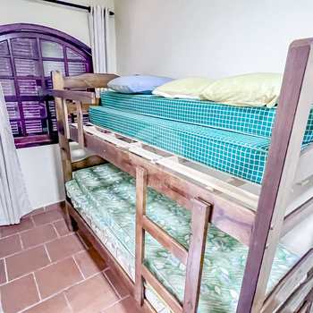 Casa em Bertioga, bairro Centro