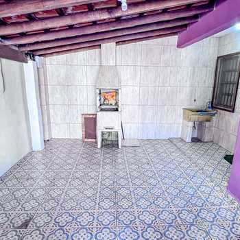 Casa em Bertioga, bairro Centro