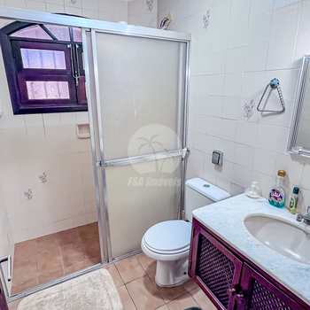 Casa em Bertioga, bairro Centro